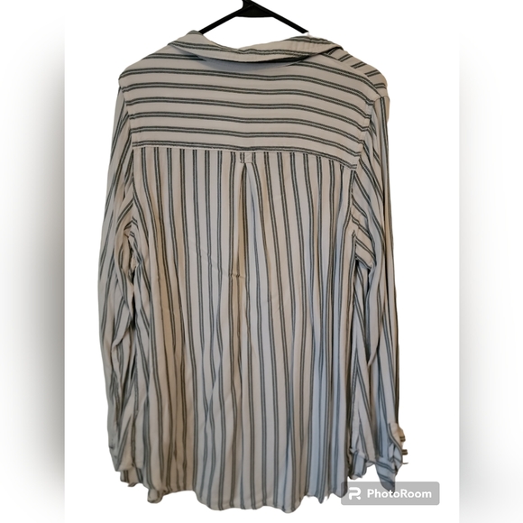 Isabel Maternity long sleeve striped shirt with pockets and belt size xl - Picture 2 of 6